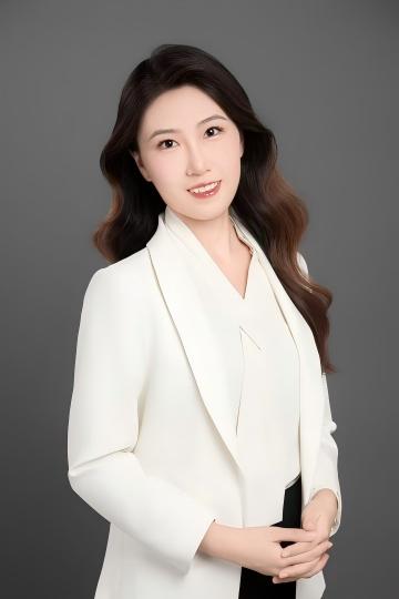 闫靖雯老师照片