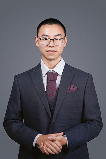 吴思远老师照片